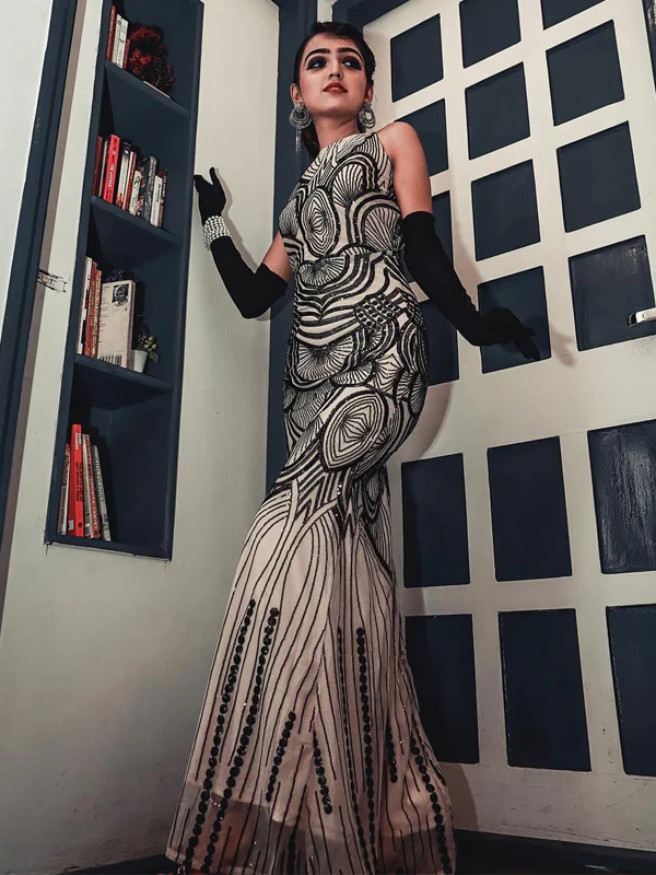1920s Sequin Backless Formal Dress - Image 6