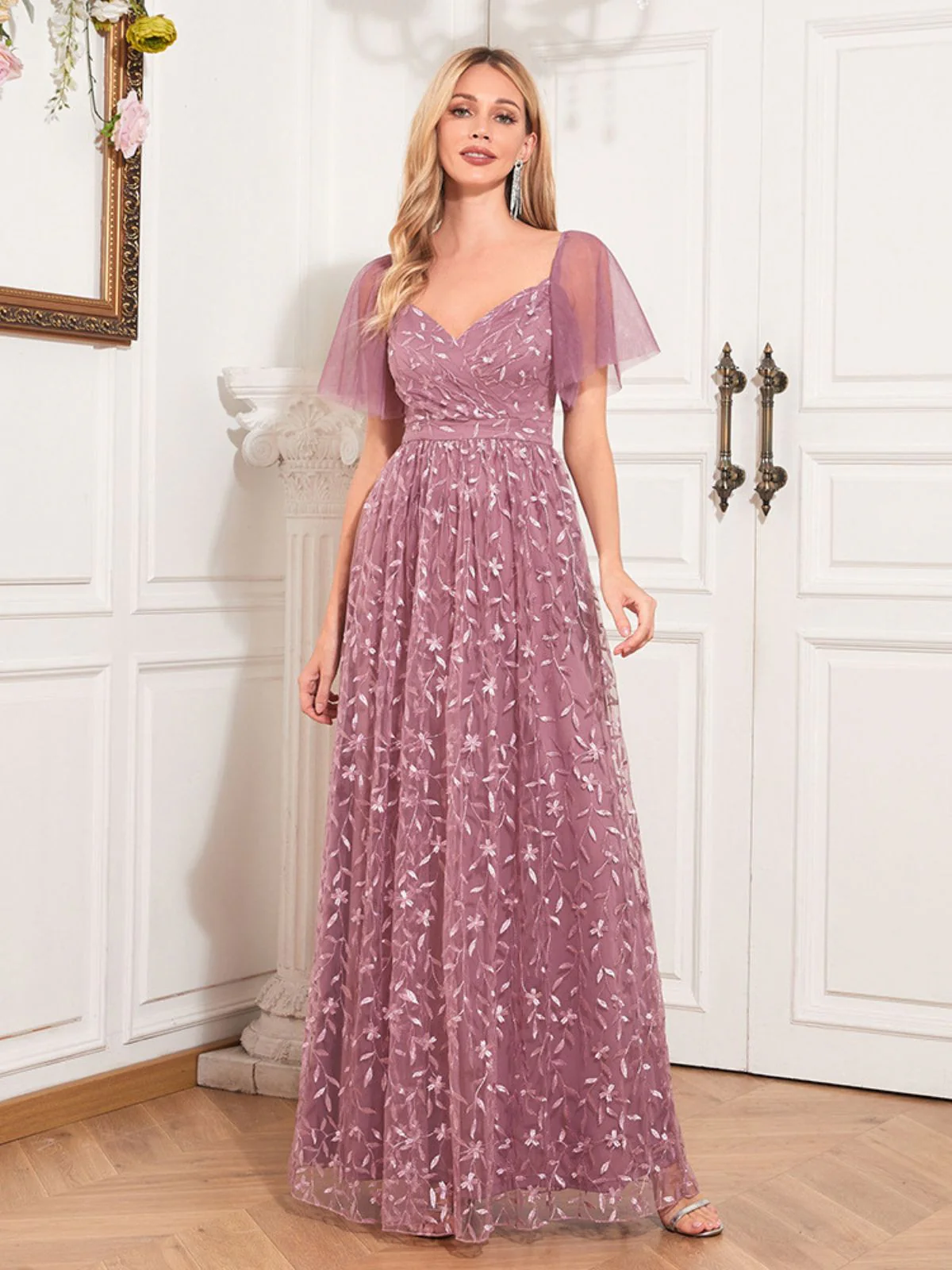 1920s Solid Sweetheart Neckline Embroidered Long Dress - Image 2