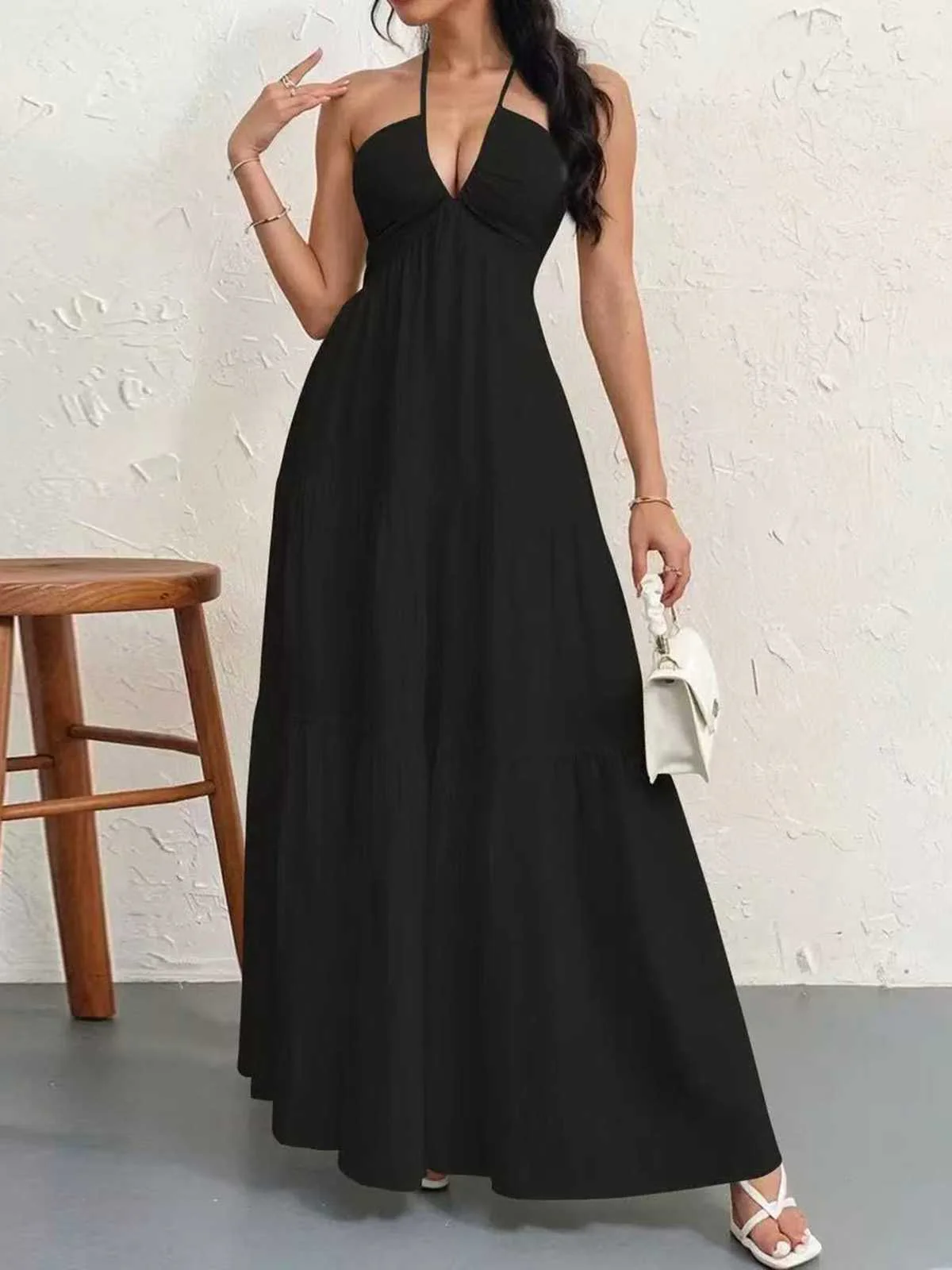 1930s Halter V-Neck Backless Solid Maxi Dress - Image 15