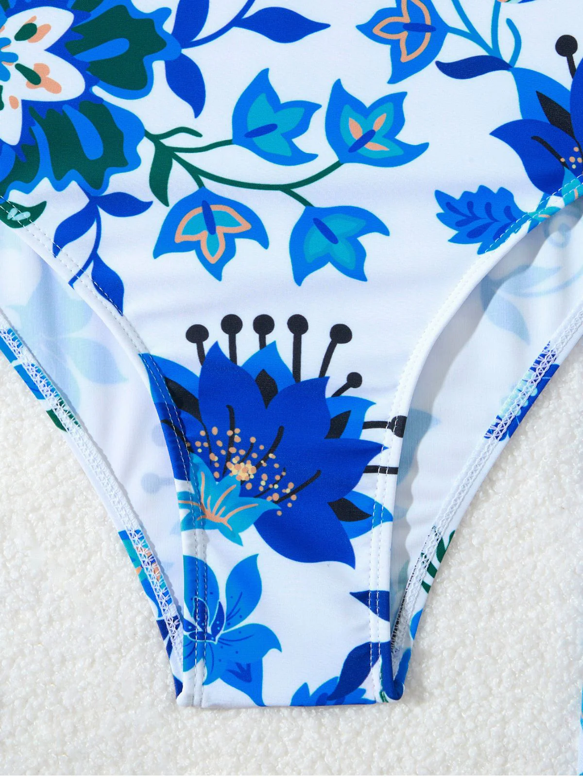 1950s Floral Wide Strap One Piece Swimsuit & Cover-Up - Image 5