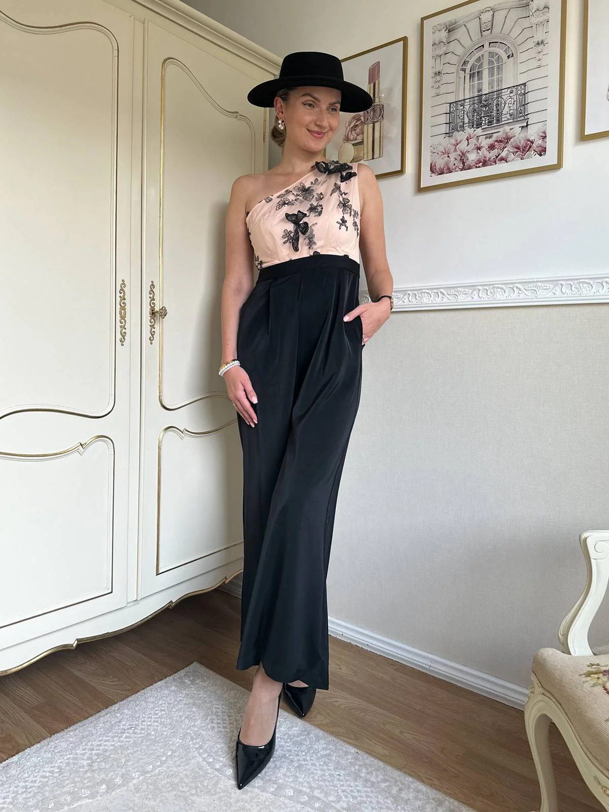 1950s One-shoulder Lace Butterfly Jumpsuit - Image 2