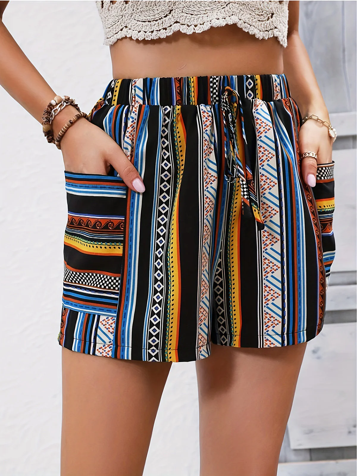 1960s Colorblock Boho Striped High Waist Shorts - Image 5