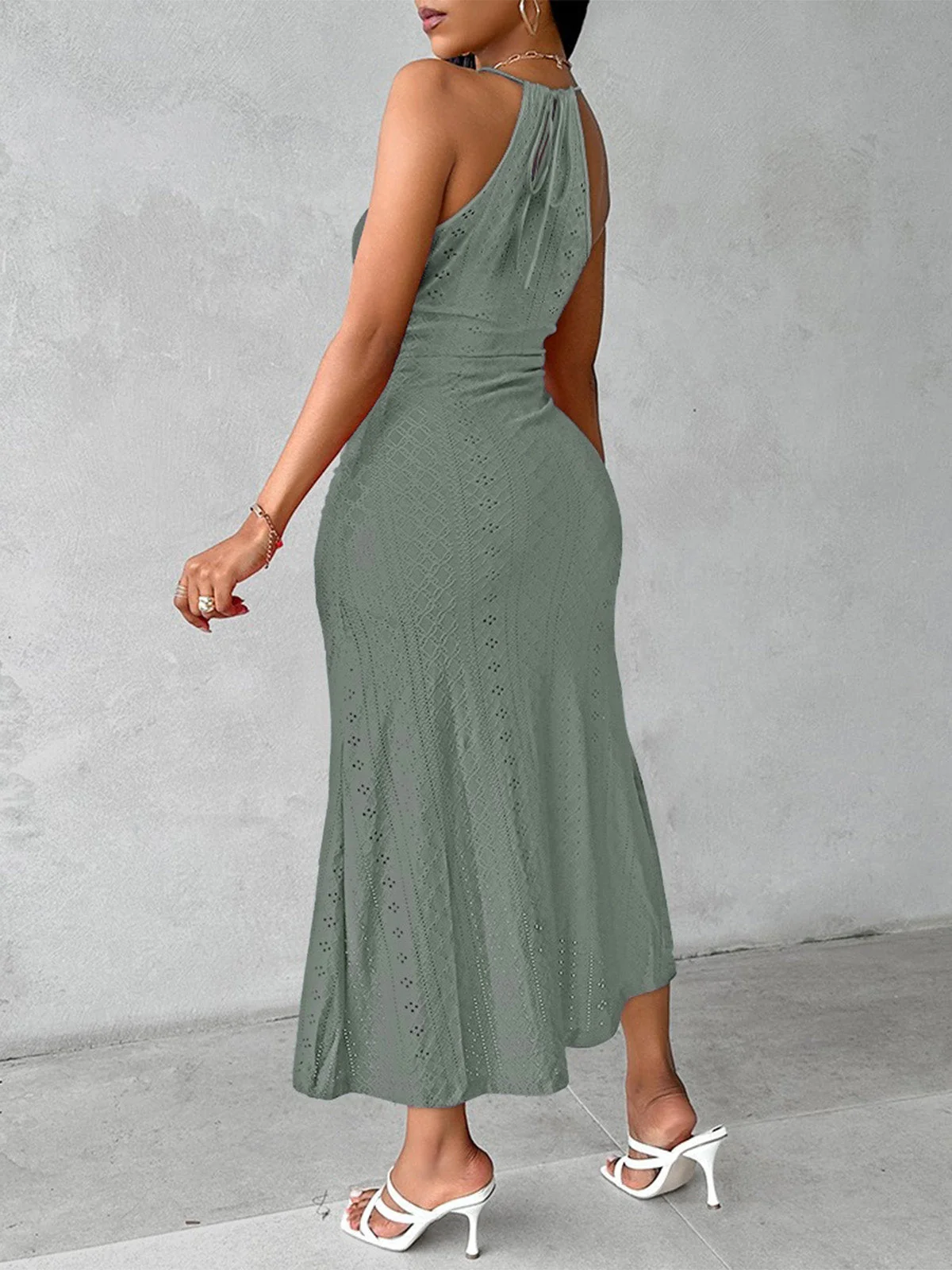 1960s Crochet Halter Cutout Dress - Image 4