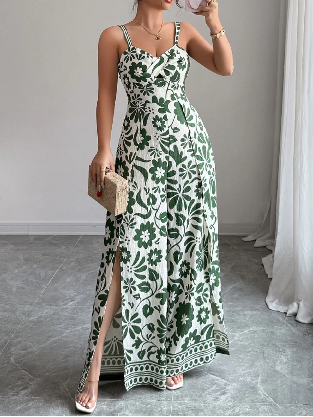 1970s Floral Boho Style Suspender Jumpsuit - Image 13