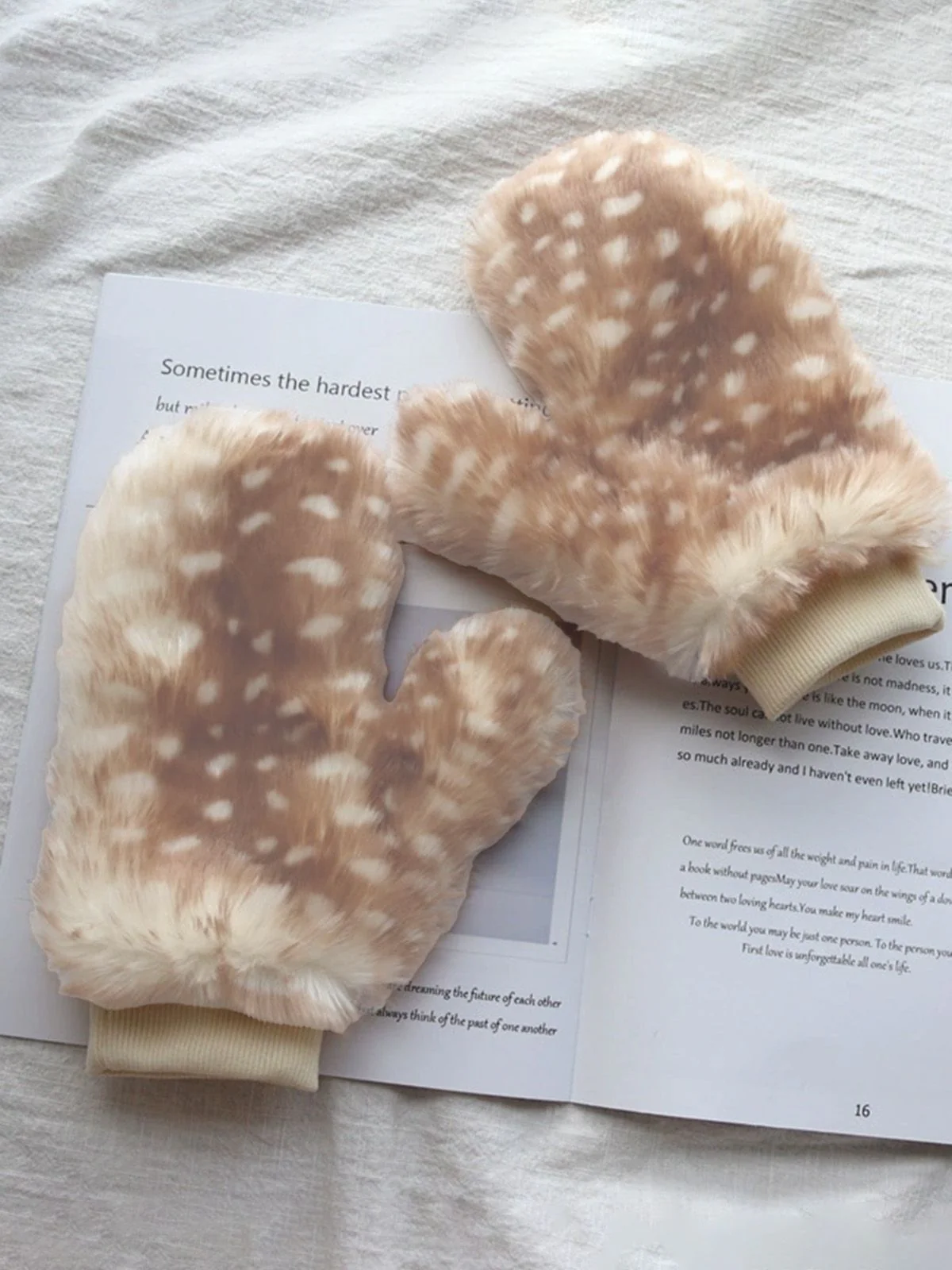 Brown Fawn Print Fur Mittens