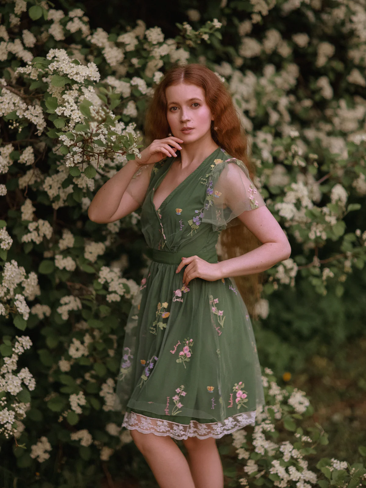 Green 1950s Floral Puff Sleeve Mesh Embroidered Dress - Image 2