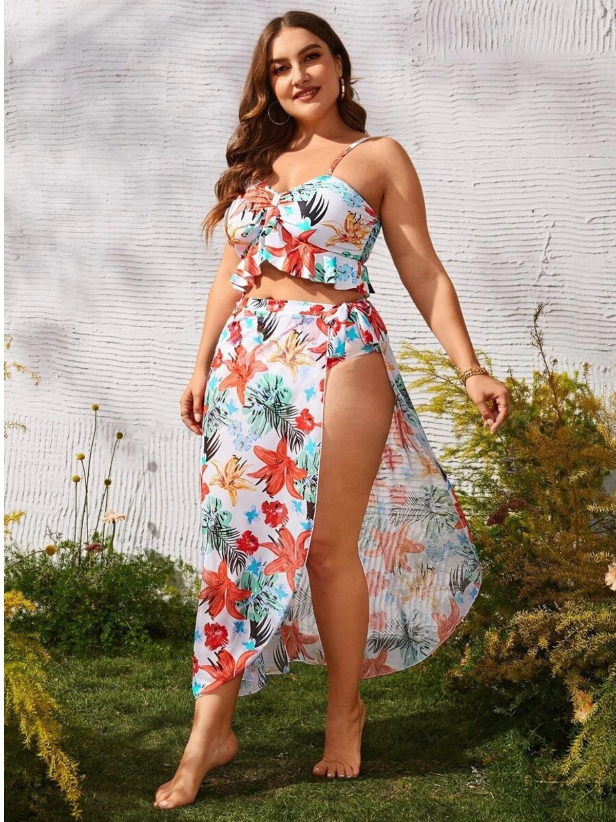[Plus Size] 1940s Tropical Floral Bikini Set & Cover-Up Skirt - Image 2