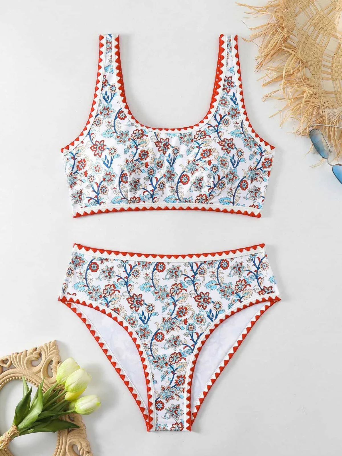 Red 1950s Floral Zigzag Trim U-Neck Tankini Set - Image 6