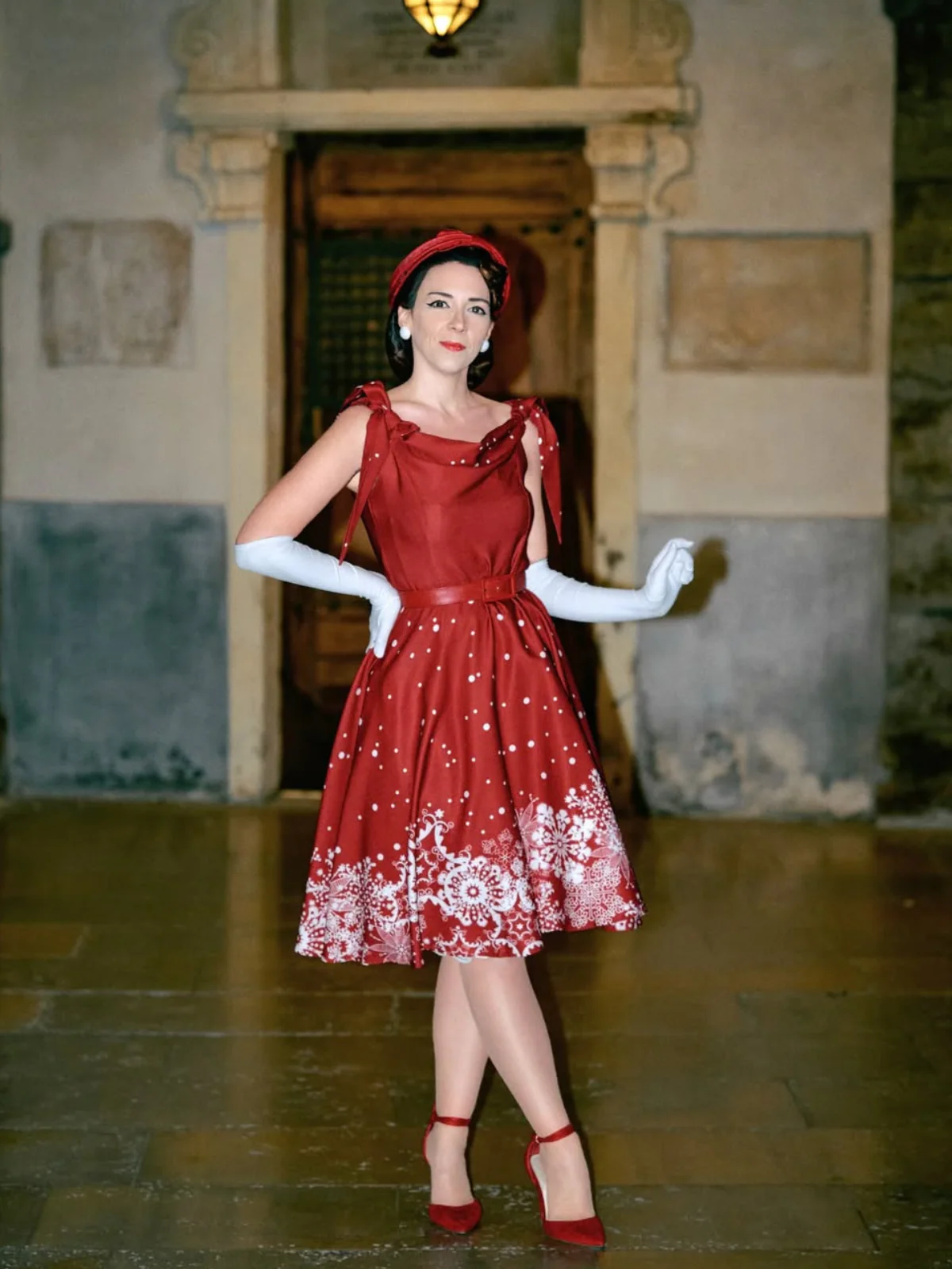 Red 1950s Off-shoulder Snowflake Dress - Image 4