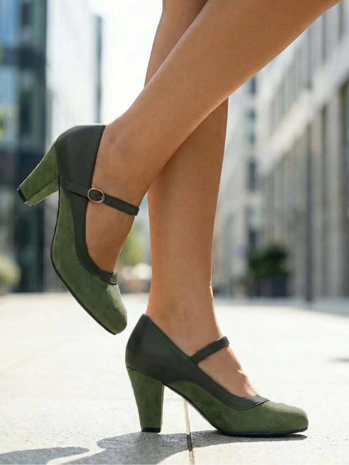 Vintage Mary Janes Pointed Toe Buckle Block Heel Pumps - Image 10
