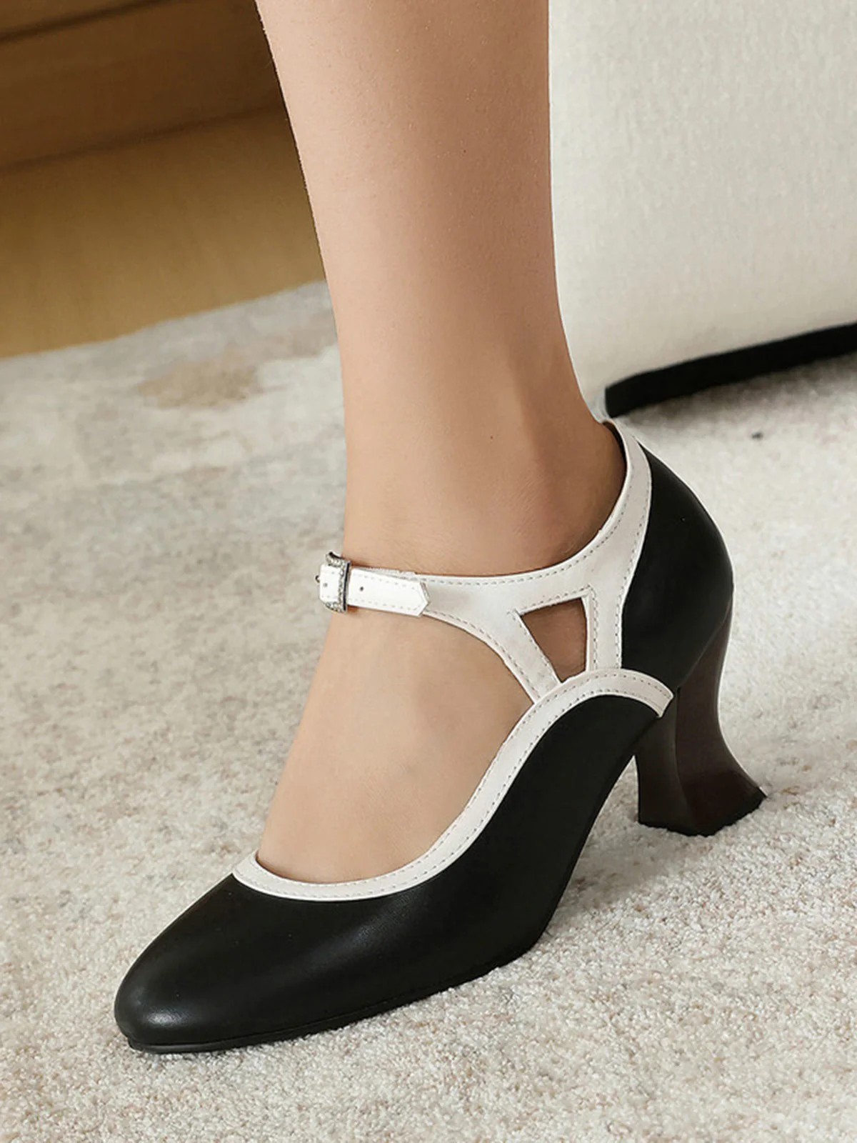 Vintage Pointed Toe Elegant Cone Heel Shoes - Image 5