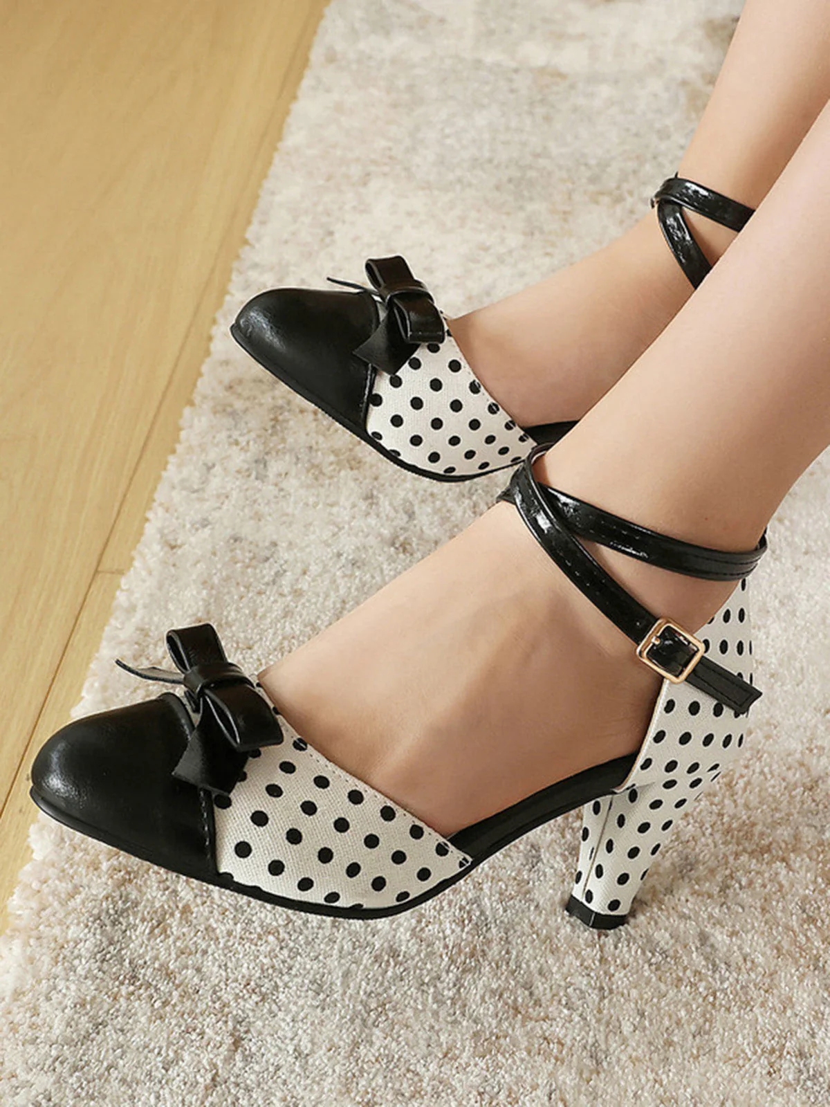 Vintage Pointed Toe Polka Dot Bow Chunky Heels - Image 17