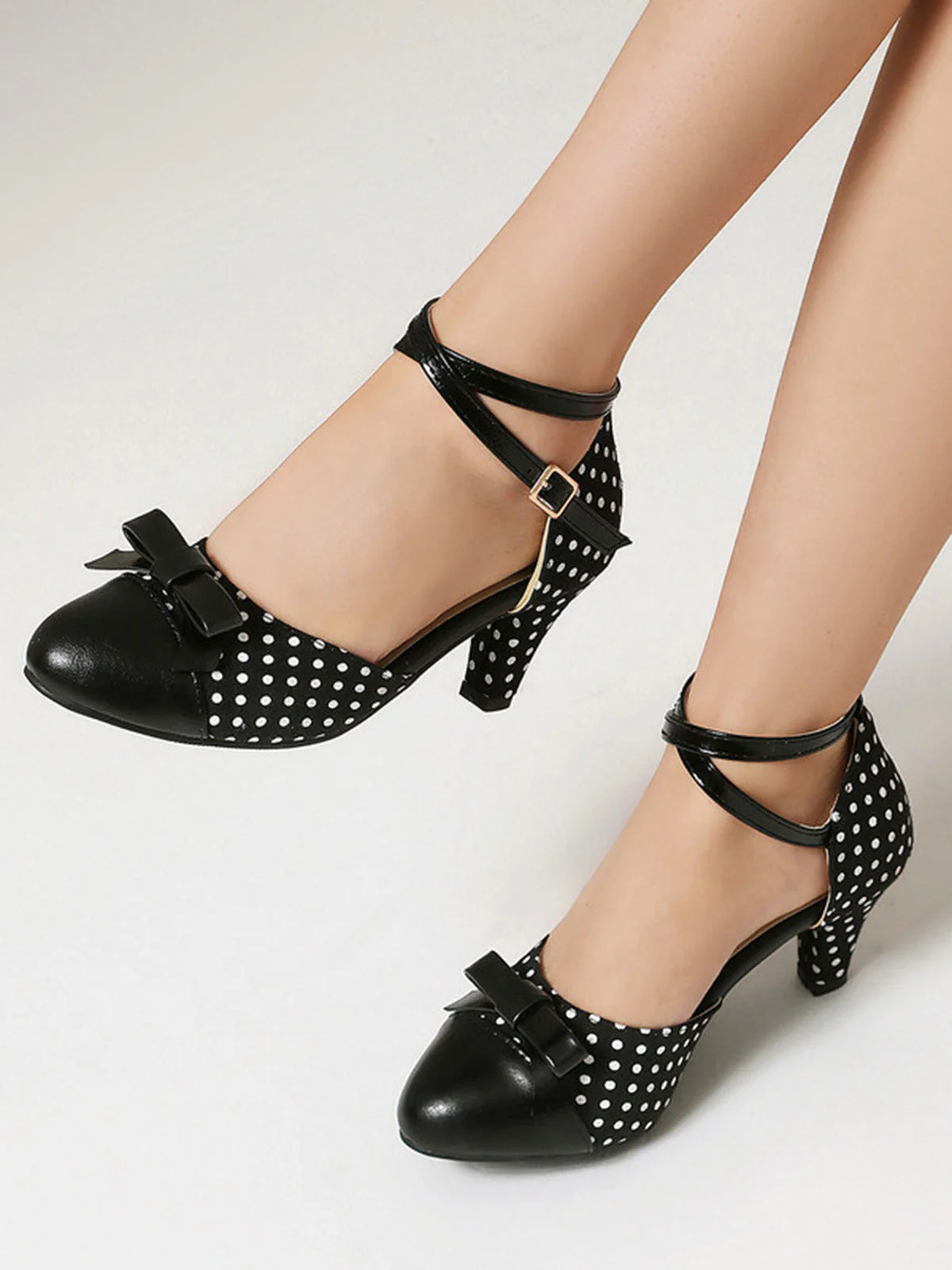 Vintage Pointed Toe Polka Dot Bow Chunky Heels - Image 3