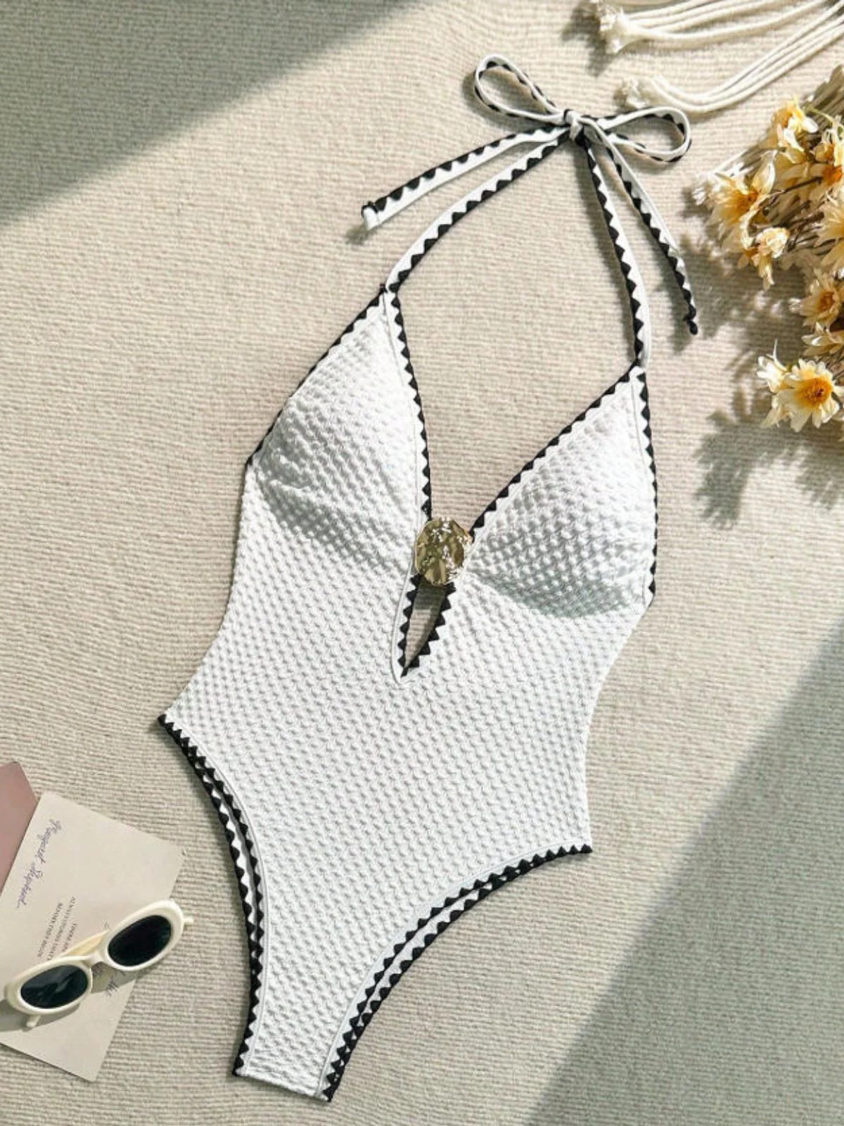 White 1950s Halter Metallic Decor Textured One-Piece Swimsuit - Image 2