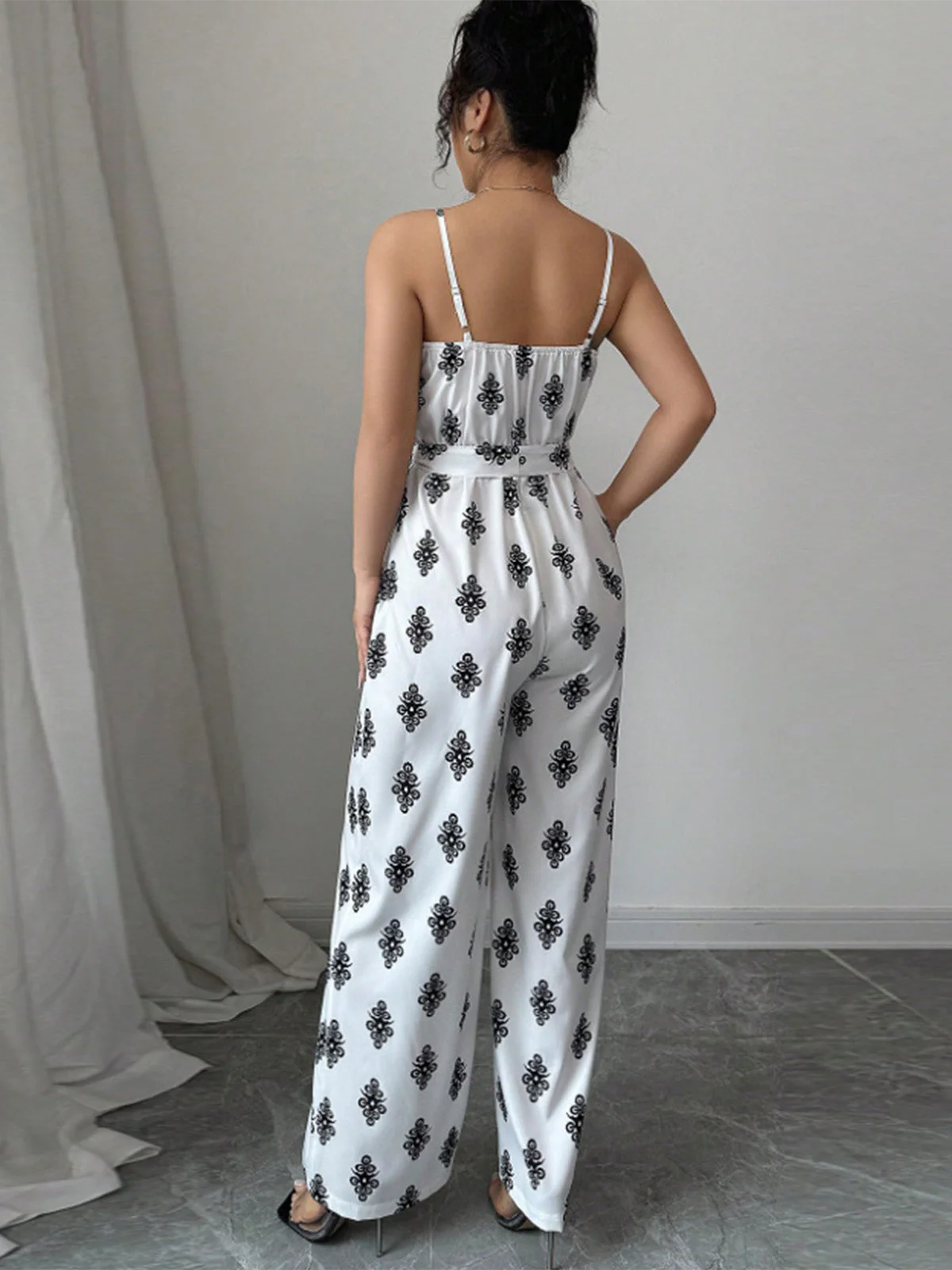 White 1970s V-Neck Damask Print Belted Jumpsuit - Image 7